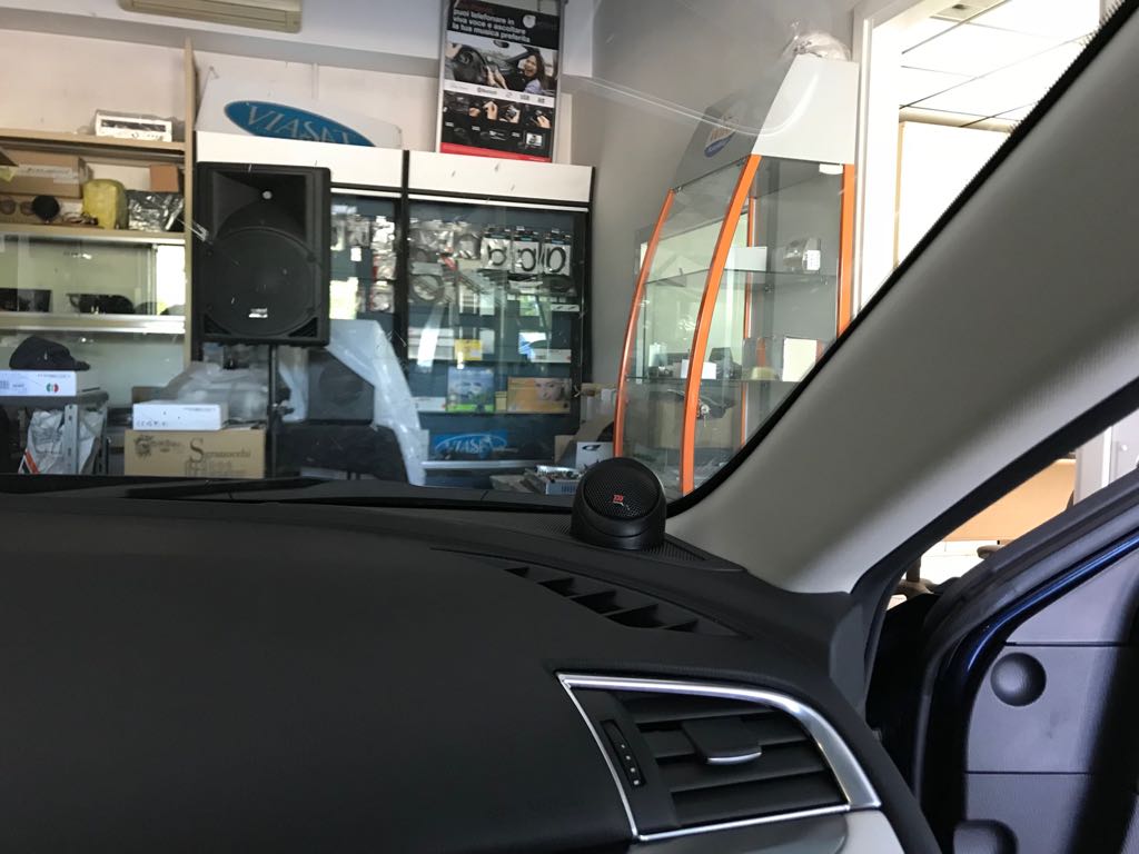 Hi-Fi Car 5